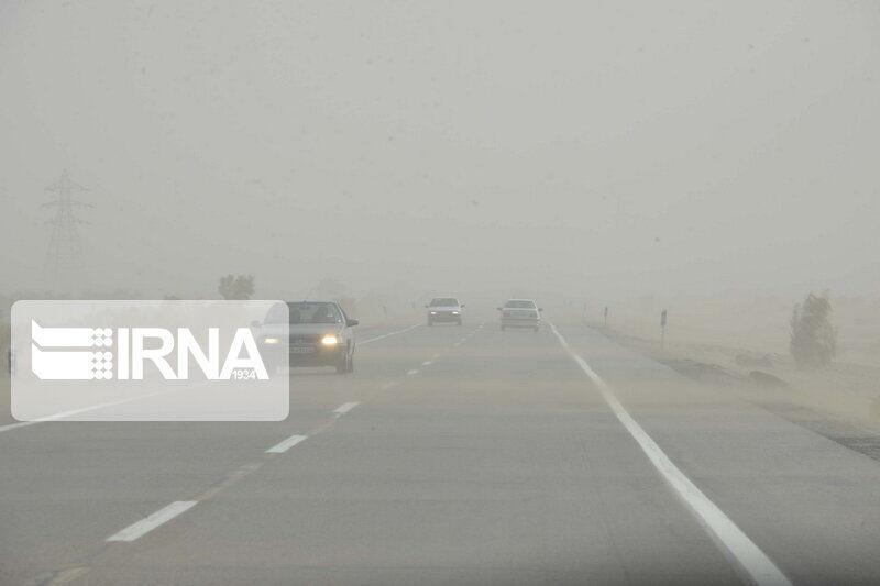 خبرنگاران مه غلیظ دید افقی رانندگان را در خراسان شمالی کاهش داد