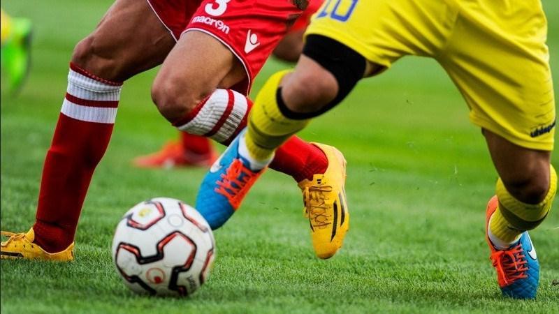 فقدان اتحاد فوتبالی ایرانی برای کاهش دستمزدهای بازیکنان