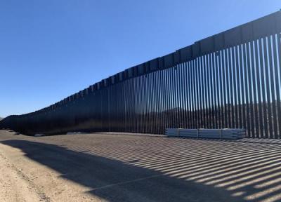 چرا بایدن عملیات ساخت دیوار در مرزهای جنوبی آمریکا را متوقف کرد؟